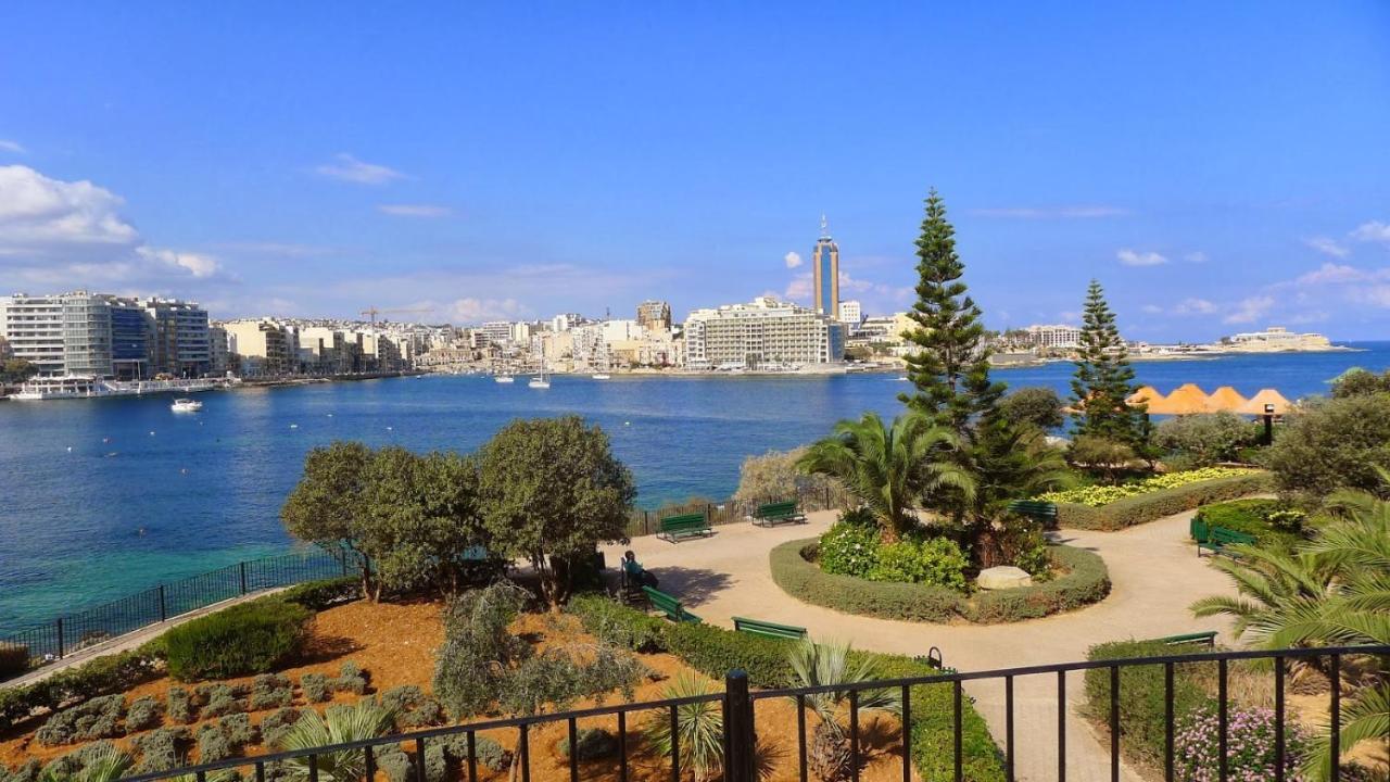 Splendid Seaside Retreat On Spinola Bay Apartment Saint Julian's Bagian luar foto